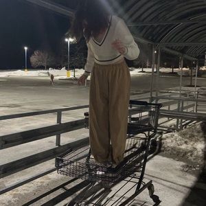 Meet your Posher, Emily